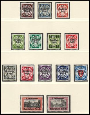 ** - Sammlung D.Reich 1938/1945 mit etwas Dienstm., - Stamps