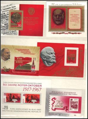 */gestempelt/Poststück - Motivsammlung "Lenin" u. Die rote Armee etc., - Briefmarken und Ansichtskarten