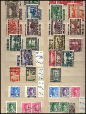 */gestempelt - Sammlung Jugosl. m. Teilstaaten, - Briefmarken und Ansichtskarten