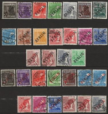 .gestempelt/** - Schöne Sammlung BERLIN Ausg. 1948/1990 etc., - Stamps and postcards