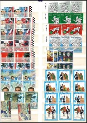 ** - San Marino - Euro Nominalware ab 2001, - Stamps and postcards