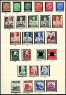 **/* - Sammlung D.Reich 1933/1945 mit Dienstm., - Stamps and postcards
