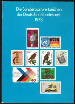 ** - BRD - Jahrbuch 1973 "Die Sonderpostwertzeichen der Deutschen Bundespost 1973" in Plastikhülle, - Stamps and postcards