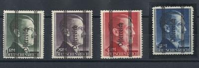 ** - Österr. Nr. 693 II/696 II mit Plattenfehler "fettes ch", - Stamps and postcards