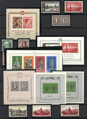 **/* - Sammlung Schweiz ca. 1938/1963 u.a. mit PAX - Serie, - Stamps and postcards