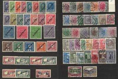 .gestempelt/**/Briefstück - Kl. Sammlung u. Dubl. Österr. Ausg. 1850/1981 u.a. Fis II, - Stamps and postcards