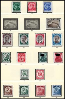 **/* - Sammlung D.Reich 1933/1945 mit Dienstm. und etwas Dubl., - Stamps and postcards