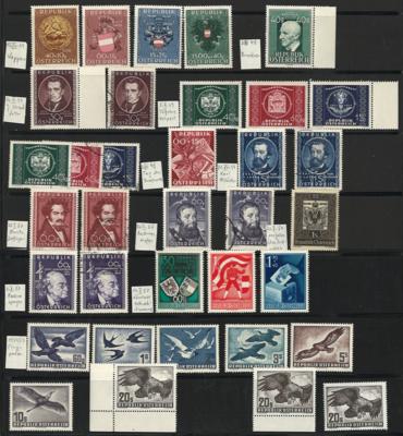 ** - Sammlung Österr. 1945/1959 u.a. mit Gitter - Grazer - Flug 1950/53, - Stamps and postcards