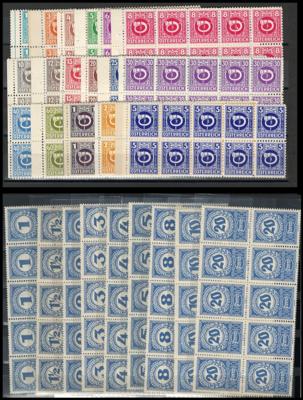 ** - Österr. Porto Nr. 84/92 in Zehnerblöcken, - Stamps and postcards