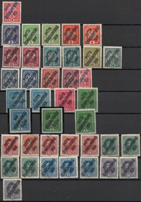 **/*/gestempelt - Sammlung Tschechosl. ab Hradschin, - Stamps and postcards