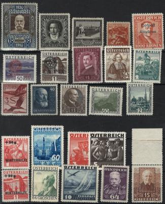 */**/(*) - Sammlung Österr. Monarchie mit I. Rep., - Stamps and postcards