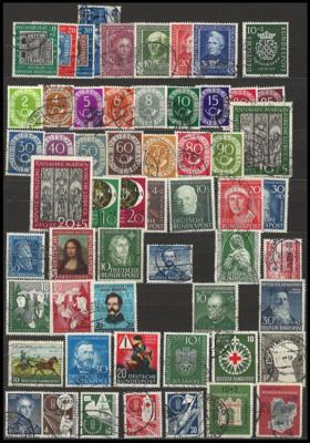 .gestempelt - Partie meist BRD ab 1949, - Briefmarken und Ansichtskarten