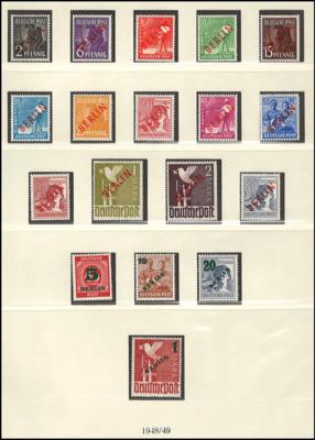 ** - Sammlung Berlin 1948/1990u.a. mit Nr. 1/34 gepr. Schlegel - Block Nr. 1 etc., - Briefmarken und Ansichtskarten