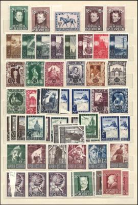** - Österr. - Partie Dubl. ca. 1945/1964, - Stamps and postcards