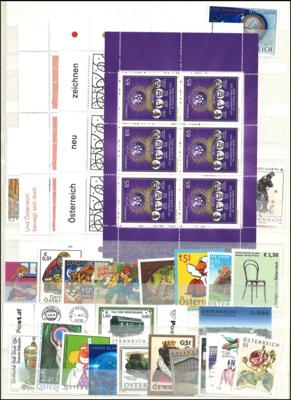 ** - Österr. - Partie EURO - NEUHEITEN - Stamps and postcards