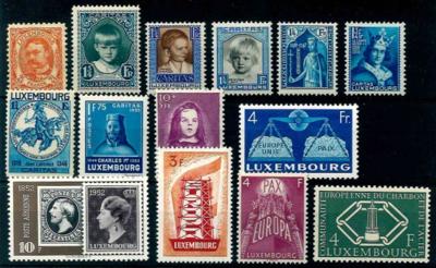 **/*/(*) - Sammlung Luxemburg ca. 1922/1999, - Známky a pohlednice