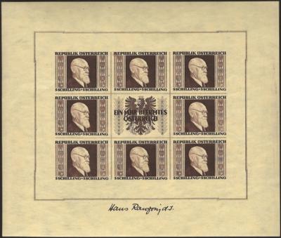 ** - Saubere Sammlung Österr. ab den Aufdruckausg. 1945 bis 1978 in 2 LindnerAlben, - Briefmarken und Ansichtskarten