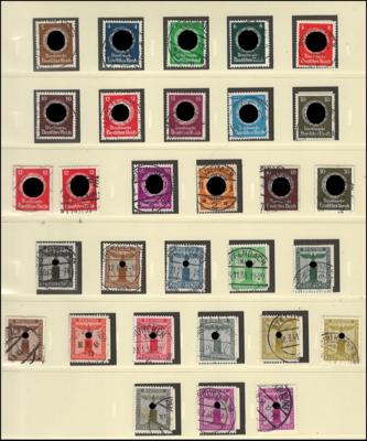.gestempelt - Dt. Reich Dienstmarken Sammlung 1903-1938 Mi.über 700.- (ohne D 65), - Stamps and postcards