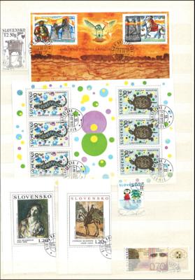 .gestempelt/Poststück - Slowakei Sammlung 1993-2011 mit 52 Blocks und KB im Steckbuch, - Známky a pohlednice