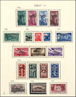 .gestempelt/* - Sammlung Triest Zone A incl. Paketmarken, - Briefmarken und Ansichtskarten