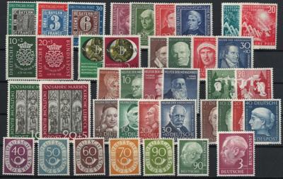 ** - Sammlung BRD 1949/1976 u.a. mit Posthornserie (ohne 80 Pfg.) tls. sign. Schlegel, - Briefmarken und Ansichtskarten