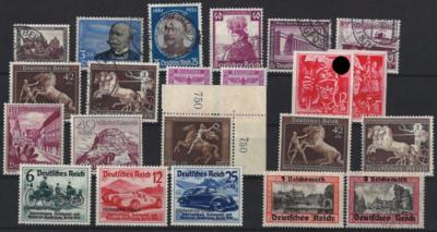 **/*/gestempelt - Dt. Reich Sammlung 1938-45 fast nur postfr., - Stamps and postcards