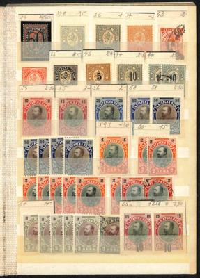 */**/gestempelt - Kl. Sammlung BULGARIEN Ausg. 1885/1940 - mit 16 div. Sätzen meist *, - Stamps and postcards