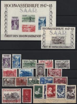 .Briefstück/**/* - Sammlung Saarland u.a. mit Bl. Nr. 1/2 ** (Unebenh.), - Briefmarken und Ansichtskarten