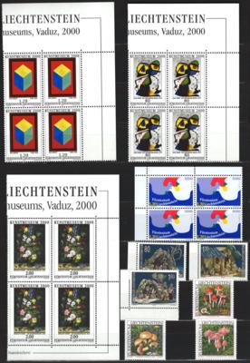 ** - Partie FRANKATURWARE Liechtenstein mit viel Viererbl. in 1 gr., - Briefmarken und Ansichtskarten