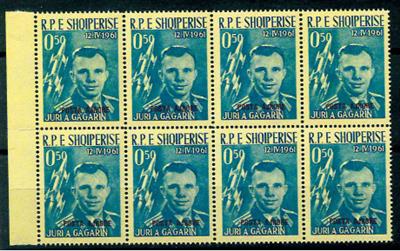 ** - Albanien Nr. 647/49 a (Raumflug "Wostok") je im Achterblock postfr., - Briefmarken