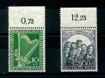 ** - Berlin Nr. 72/73 (Berliner Philharmonie) vom Bogenoberrand, - Briefmarken