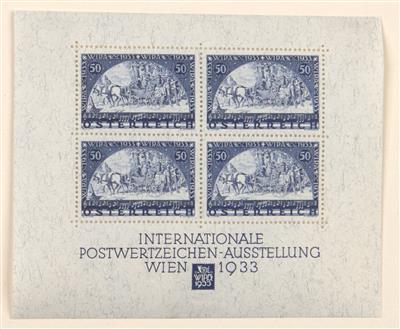 * - Österr. 1922/1933 - Geschenkheft der Österr. Post mit den Sondermarkenausg. Miklas (1930), - Briefmarken