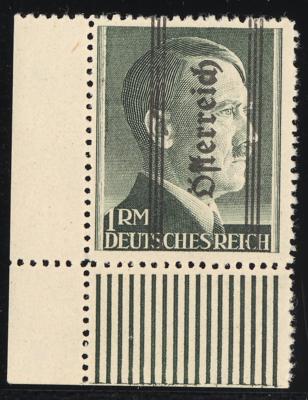 ** - Österr. 1945 - Nr. 693IA (1 RM Grazer Fett IN SELTENER LINIENZÄHNUNG 12 1/2) als rechtes unteres Eckrandstück, - Stamps