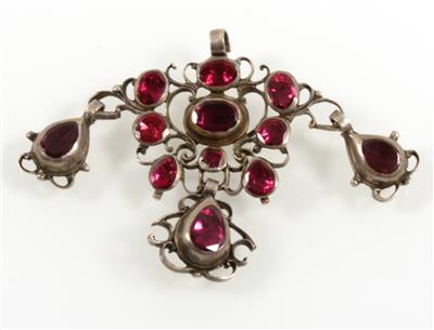 Granatanhänger - Jewellery