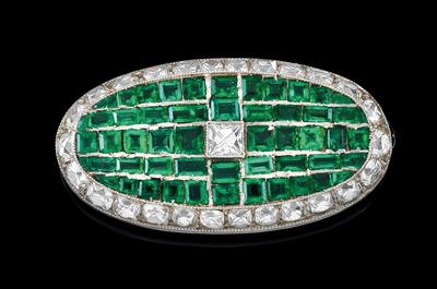 Diamant Smaragdbrosche aus altem Europäischem Adelsbesitz - Exkluzivní šperky