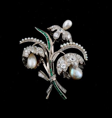 Kulturperlen Diamant Smaragdbrosche - Exquisite jewellery