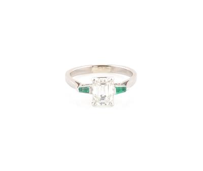 Diamant Smaragdring - Erlesener Schmuck - Walzerzauber