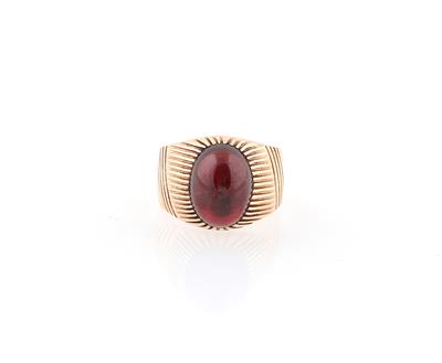 Granatring - Exquisite jewellery