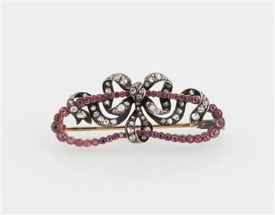 Diamantrauten Rubinbrosche - Exquisite jewellery