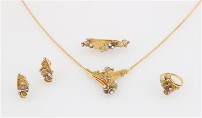 Brillantgarnitur mit Rohdiamanten - Exquisite jewellery