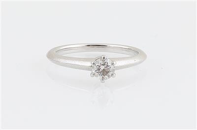 Tiffany  &  Co Brillantsolitär Ring ca. 0,31 ct - Gioielli scelti