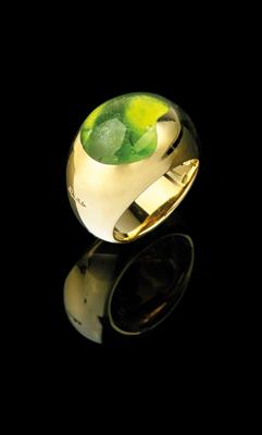 Pomellato Peridotring Lago - Exquisite jewellery