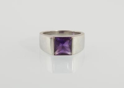 Cartier Tank Amethyst Ring - Exquisite jewellery