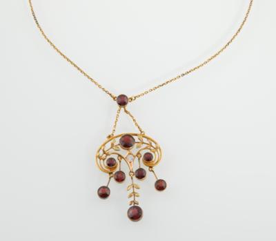 Granatcollier - Vybrané šperky