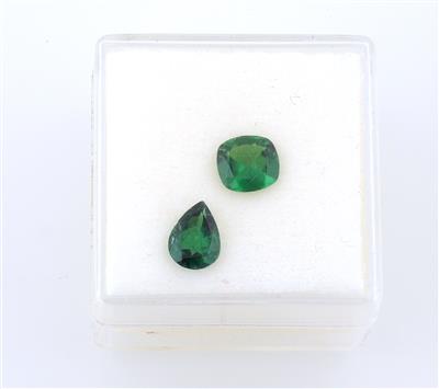 2 lose grüne Granate zus. 1,30 ct - Diamanti e pietre preziose esclusivi