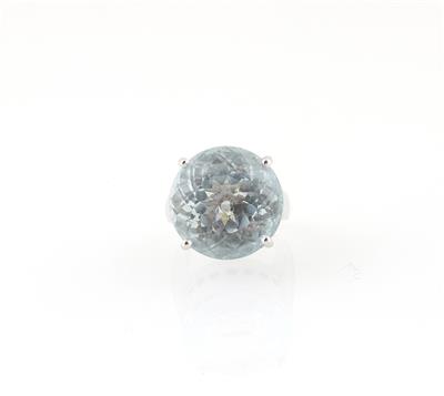 Aquamarin Ring - Exclusive diamonds and gems