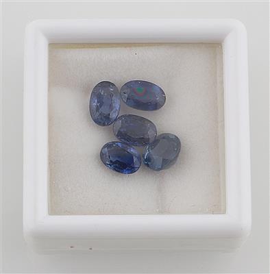 Lot aus losen Saphiren zus. 4,10 ct - Exklusive Diamanten und Farbsteine