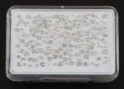 Lot aus Brillanten zus. 6,94 ct - Exklusive Diamanten und Farbsteine