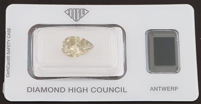 Loser Fancy Intense Olive Yellow Natural Color Diamant im Tropfenschliff 3,39 ct - Exkluzivní diamanty a drahokamy