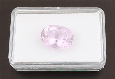 Loser Kunzit 21,25 ct - Exclusive diamonds and gems
